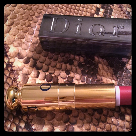 Christian Dior lipstick rose perspective 687